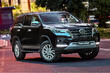 Toyota Fortuner: mūsdienīga apvidus auto iemiesojums foto 3