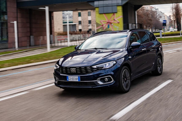 Atjaunināts Fiat Tipo Station Wagon: praktisks ģimenes universālis