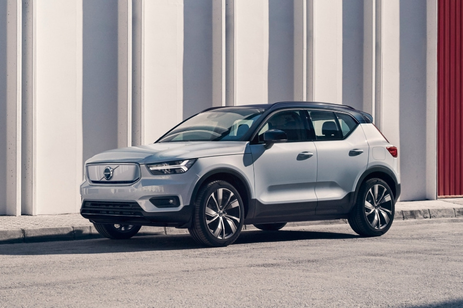 Elektriskais pilnpiedziņas krosovers Volvo XC40 Recharge
