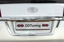 Toyota Land Cruiser 200 2007–2021 OEM līste virs numura zīmes (2016+) foto 3