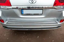 Toyota Land Cruiser 200 2007–2021 OEM līste virs numura zīmes (2016+) foto 5