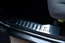 Peugeot Partner Tepee 2008–2018 Iekšējo sliekšņu uzlikas OmsaLine (nerūsējošais tērauds) 3 gab., OmsaLine – itāļu nerūsējošais tērauds foto 4