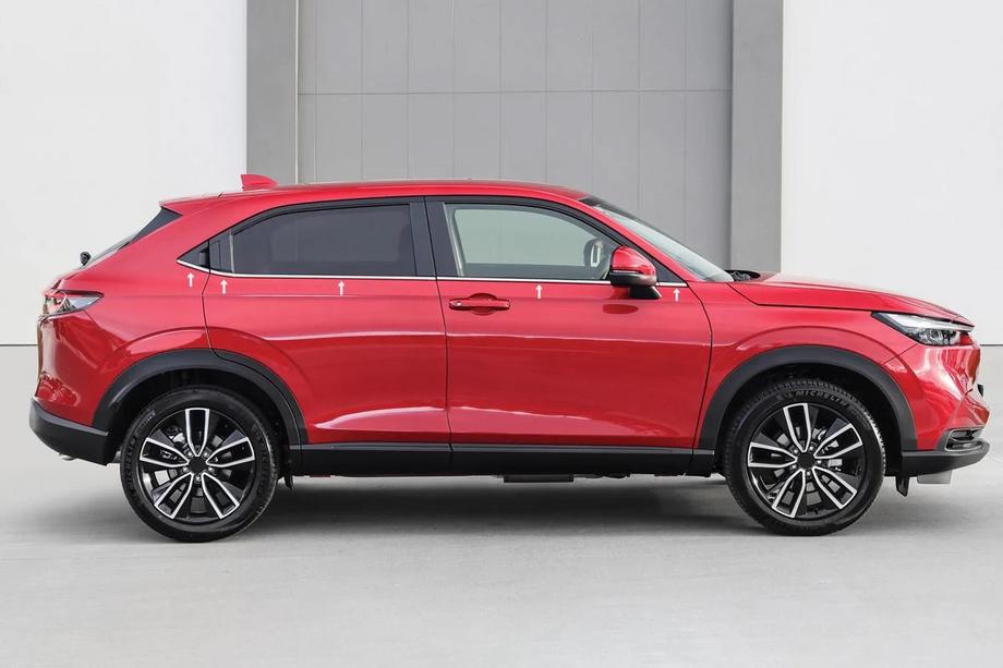 Honda HR-V 2021– OmsaLine apakšējās logu apdares līstes (10 gab., nerūsējošais tērauds) Foto 1