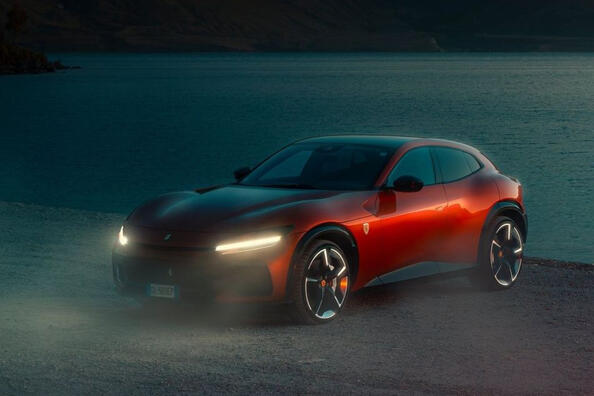 Apskats: sportisks pilnpiedziņas krosovers Ferrari Purosangue Foto 2