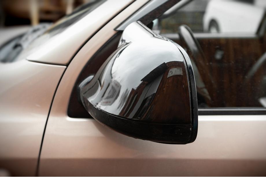 Volkswagen Amarok 2010–2022 Spoguļu uzlikas RLine-Look (2 gab.) Foto 2