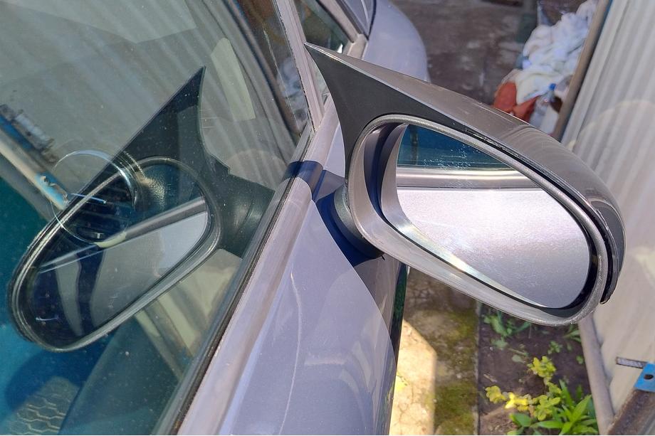 Seat Leon 2005–2012 Spoguļu vāciņi BMW-style (2005-2010, 2 gab.) Foto 3