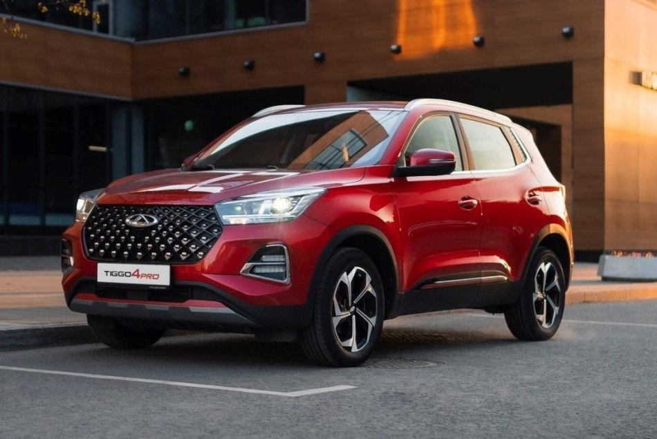 Apskats: atjauninātais krosovers Chery Tiggo 4 Pro