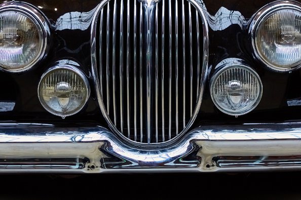 Kā ilgstoši saglabāt automašīnas hromēto detaļu spīdumu