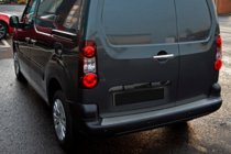 Peugeot Partner Tepee 2008–2018 Aizmugurējā bufera uzlikas OmsaLine (nerūsējošais tērauds) foto 4