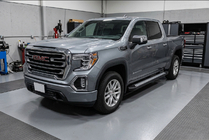 GMS Sierra 2019– Sānu sliekšņi New Vision Black (2 gab., alumīnijs) foto 1