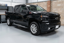 Chevrolet Silverado 2019– Sānu sliekšņi New Vision Black (2 gab., alumīnijs) foto 1