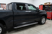 Chevrolet Silverado 2019– Sānu sliekšņi Maydos V2 (2 gab., alumīnijs) foto 1