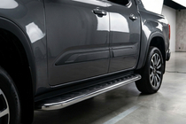 Volkswagen Amarok 2022– Sānu kāpšļi Maydos V1 (2 gab., alumīnijs) foto 1
