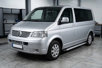 Volkswagen T5 Multivan 2003–2010 Sānu sliekšņi Shining V1 (2 gab., alumīnijs) Īsā riteņu bāze foto 1