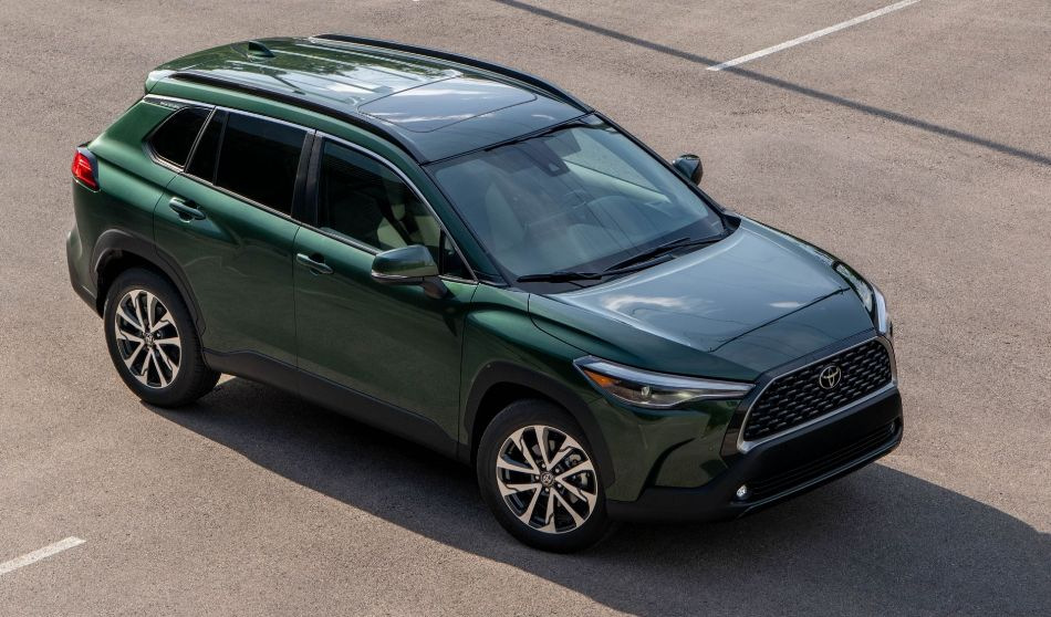 Toyota Corolla Cross: kompakta pilsētas krosovera apskats