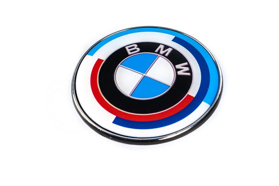 BMW 5. sērija E39 1996–2003 Jubilejas emblēma 78 mm (aizmugurē) Image