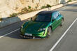 Porsche Taycan Cross Turismo: universāls elektriskais sporta auto foto 1