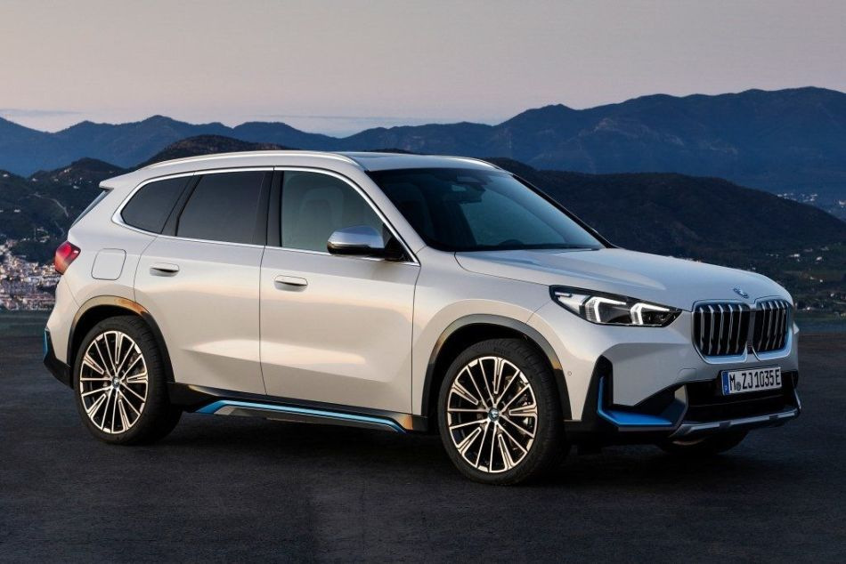 BMW iX1 kompaktā elektriskā krosovera apskats
