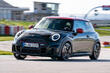 Apskats: 'uzlādētais' hečbeks MINI John Cooper Works 3D (3. paaudze) foto 1