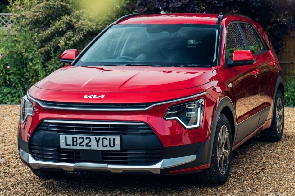Otrās paaudzes KIA Niro Hybrid: krosovera apskats