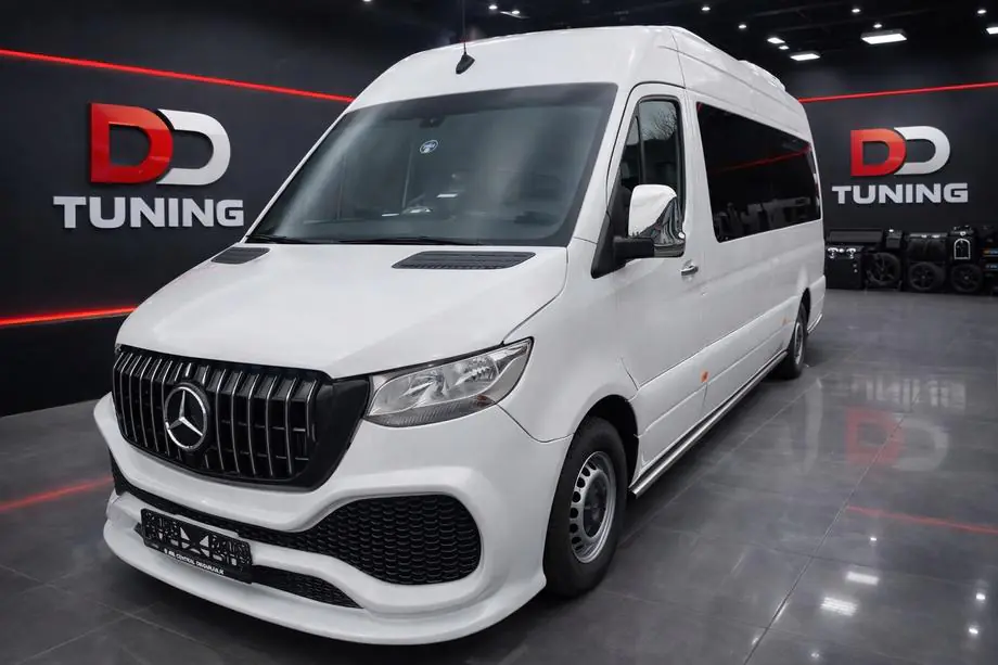 Mercedes Sprinter W907/W910 2018– Priekšējais bamperis ar režģi (polipropilēns, krāsošanai) Foto 1