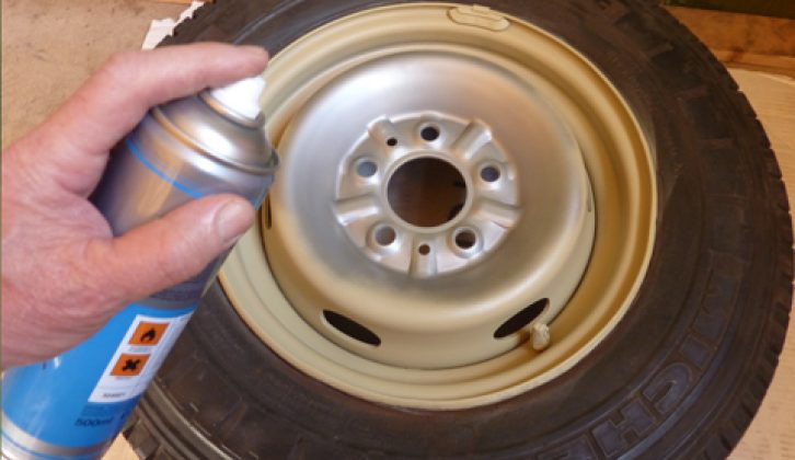 Kā pašam atjaunot auto tērauda diskus