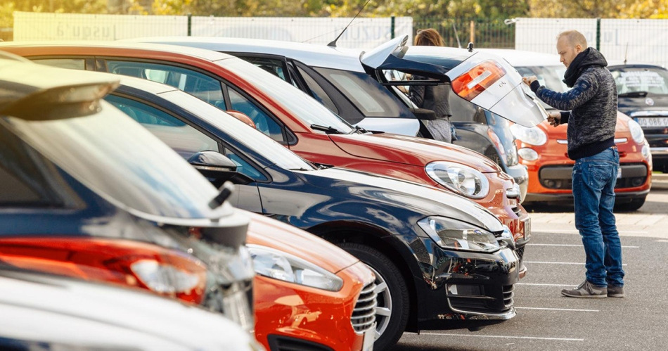 Kam pievērst uzmanību, pērkot lietotu auto