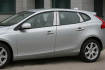 Volvo V40 2012– Durvju statņu uzlikas (nerūsējošais tērauds) foto 1