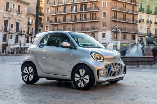 Smart EQ fortwo: stilīgs elektroauto pilsētai