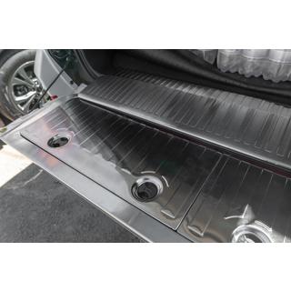 Bagāžnieka ieliktņu komplekts (nerūsējošais tērauds) Toyota Land Cruiser 200 2007–2021 foto 2