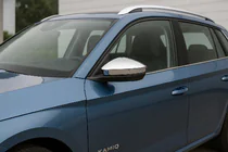 Skoda Kamiq 2019– Sānu spoguļu uzlikas (2 gab., nerūsējošais tērauds) Carmos foto 1