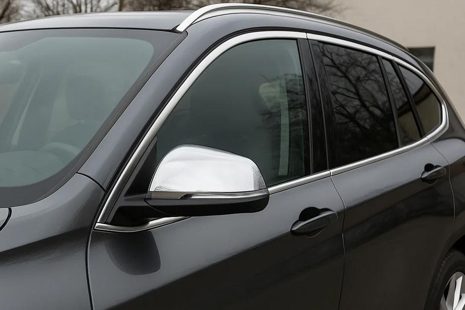 BMW X1 F48 2015–2022 Sānu spoguļu uzlikas (2 gab., nerūsējošais tērauds) Carmos Image