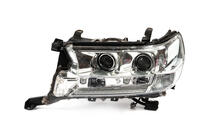 Toyota Land Cruiser 200 2007–2021 Kreisais priekšējais lukturis 2016+ (Standart) foto 1