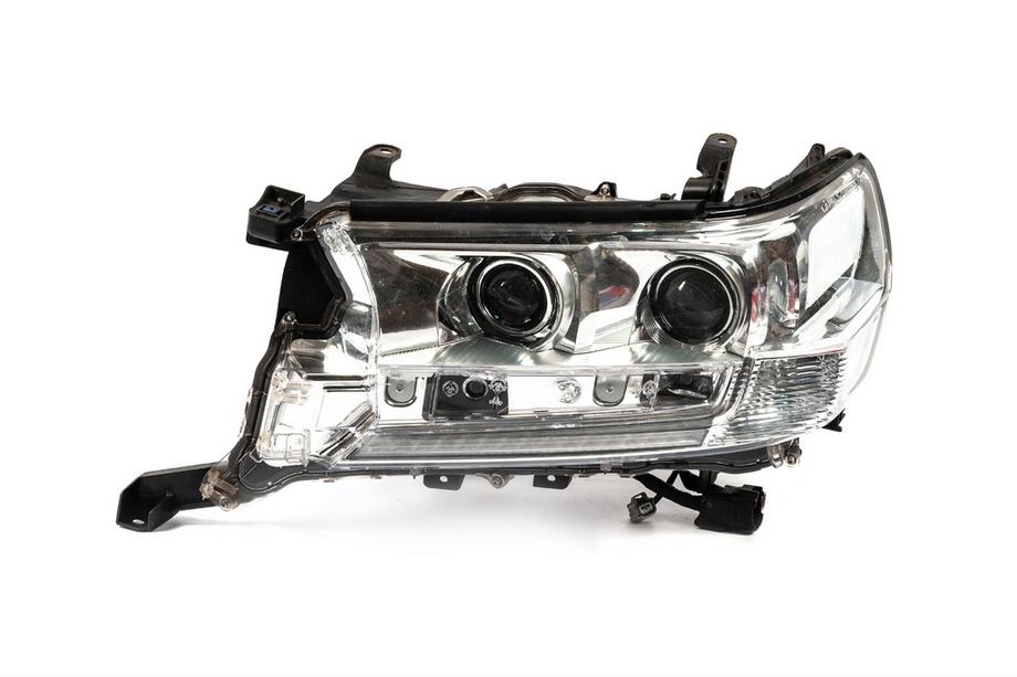 Toyota Land Cruiser 200 2007–2021 Kreisais priekšējais lukturis 2016+ (Standart) Image