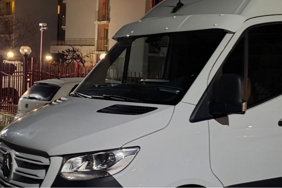 Mercedes Sprinter W906 2006–2018 Vējstikla vizieris (Balts, 5 mm) Foto 6