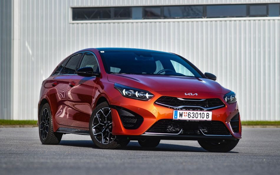 Apskats: atjauninātais KIA ProCeed universālis