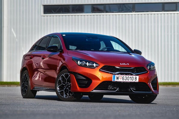 Apskats: atjauninātais KIA ProCeed universālis