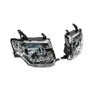 OEM priekšējie lukturi (2 gab.) Mitsubishi Pajero Wagon IV 2006–2021 foto 2