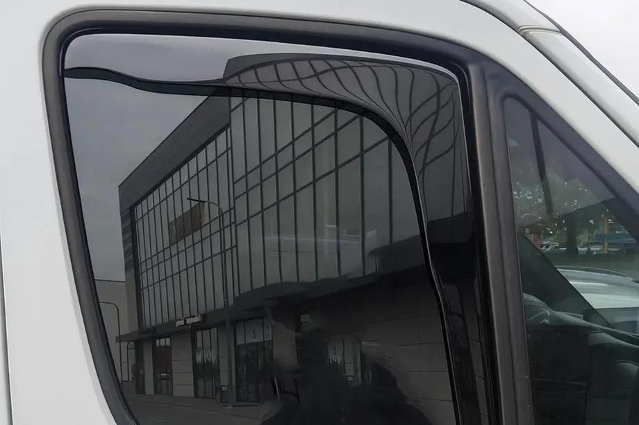 Volkswagen Crafter 2006–2016 Logu vēja deflektori ieliekamie Niken Luxury (2 gab.) Image