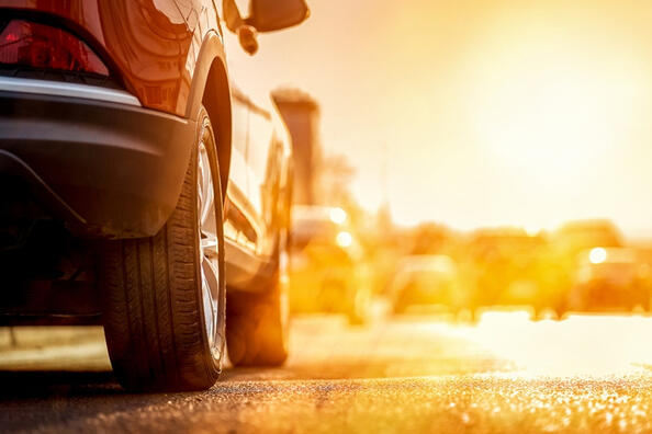 Kā pasargāt auto krāsas pārklājumu no saules?
