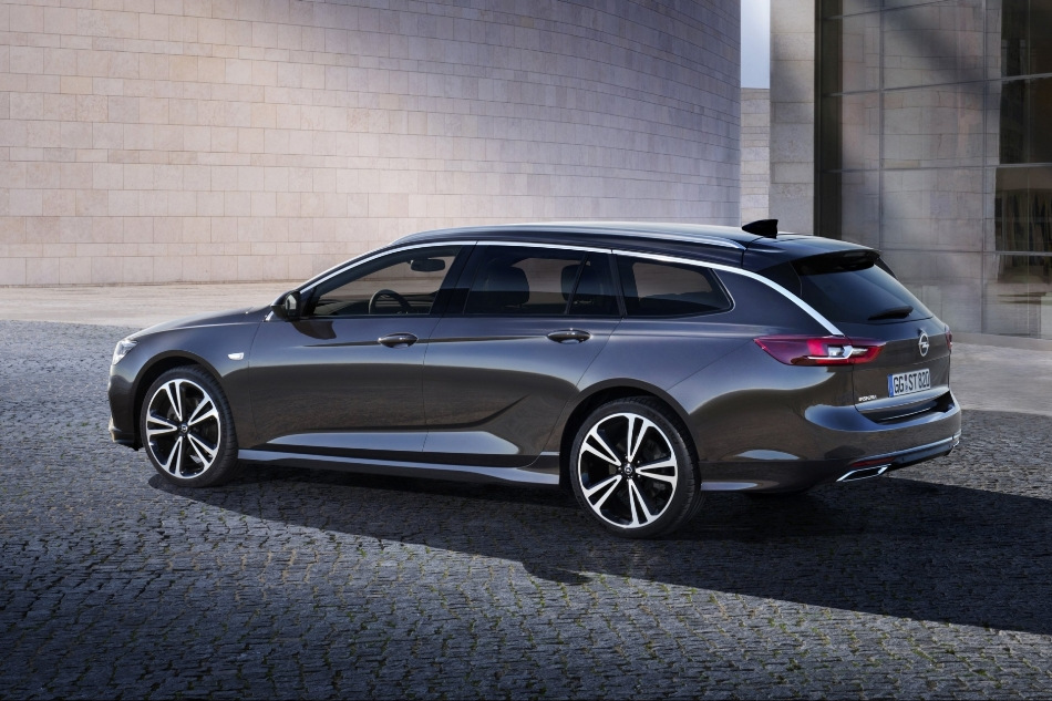 Opel Insignia Sports Tourer: atjauninātā universāļa apskats un parametri