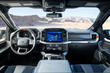 Ford F-150 Raptor: pikaps, kas iekaro bezceļus foto 7