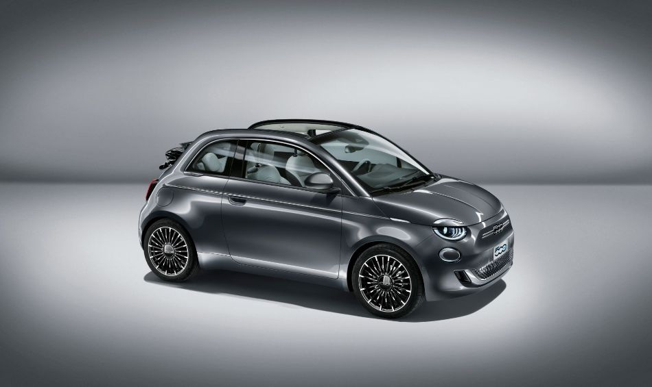 Fiat 500e Cabrio: stilīgs elektriskais kabriolets pilsētai