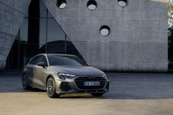Audi S3 Sportback 2024: atjaunināts sportiskais hečbeks