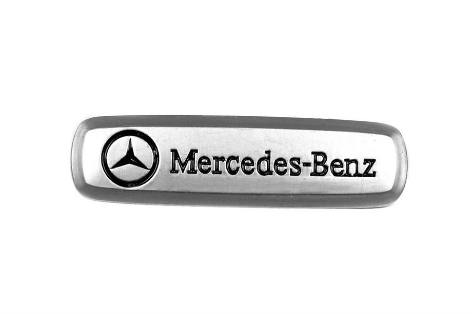 Mercedes-Benz Mercedes alumīnija emblēma paklājiņiem (1 gab.) Foto 1