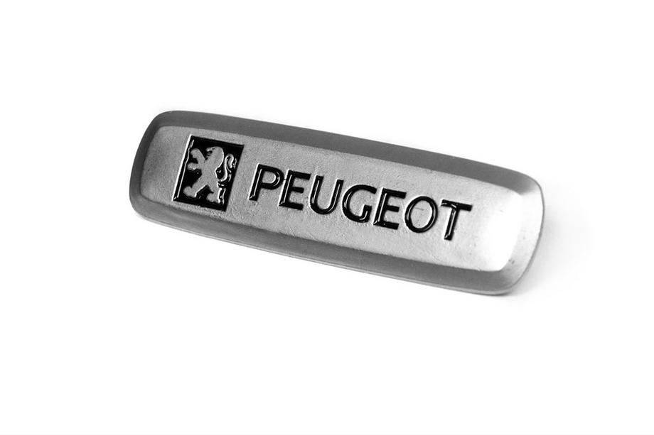 Peugeot Alumīnija emblēma auto paklājiņiem (1 gab.) Foto 2