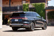 Lincoln Aviator: grezns amerikāņu SUV foto 4