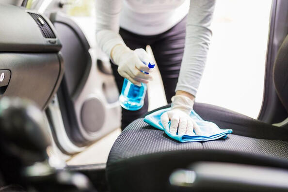 Ideāls laiks auto salona ķīmiskajai tīrīšanai