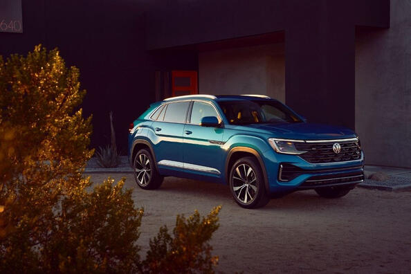Volkswagen Atlas Cross Sport: atjaunots dizains, jauns dzinējs un uzsvars uz tehnoloģijām Foto 2