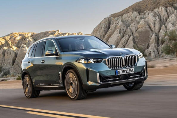 Atjaunināts BMW X5: greznība, tehnoloģijas un sportisks gars Foto 2